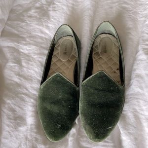 Gently used birdies size 9